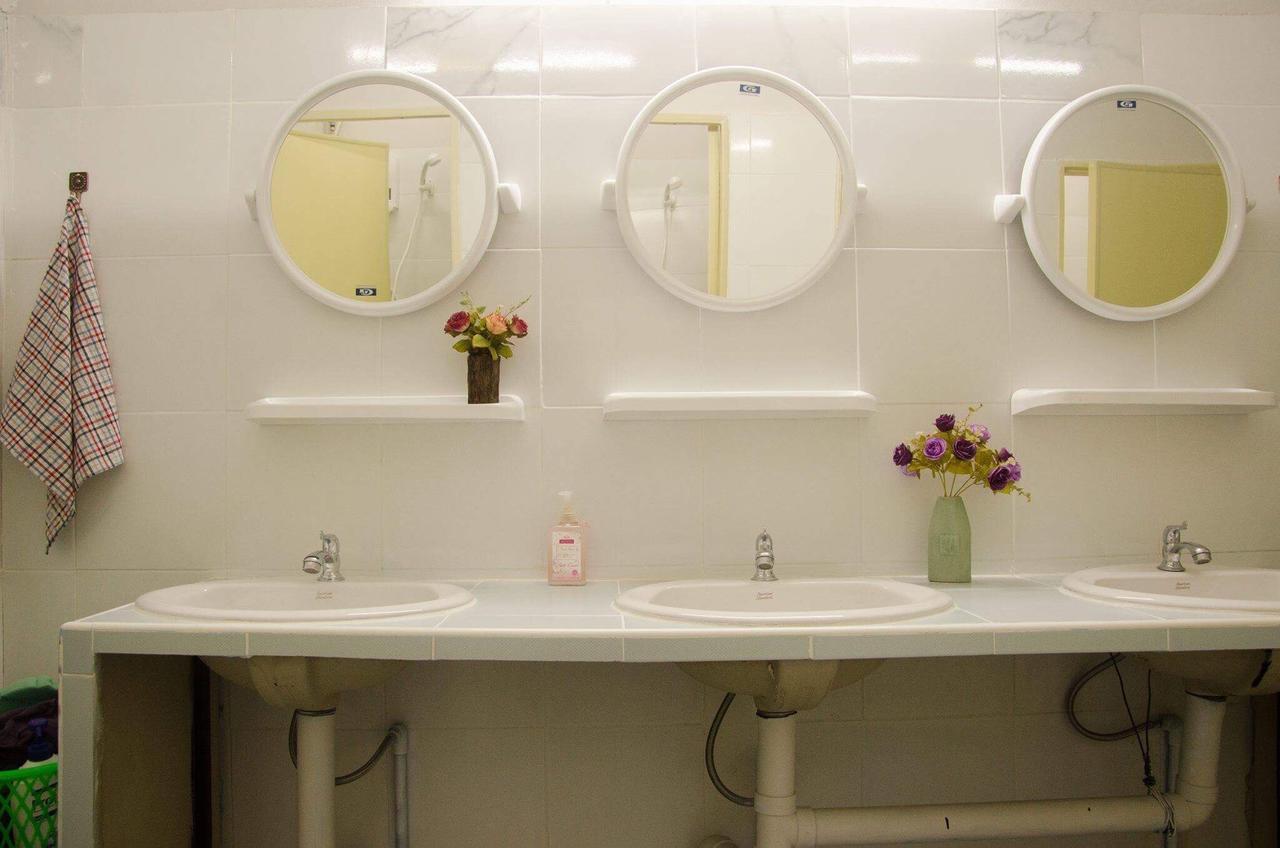 Smart Hostel Chiang Mai Ngoại thất bức ảnh